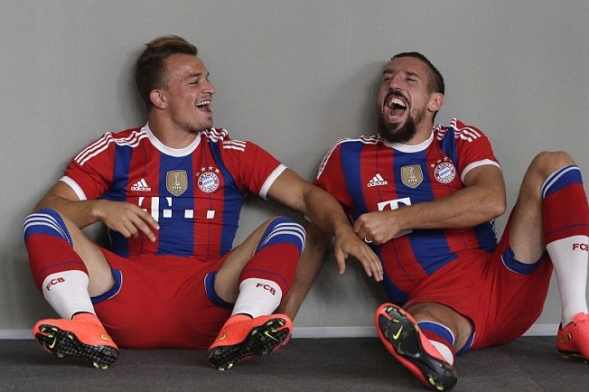  Bayern Munich s Xherdan S