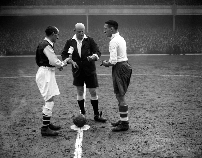 pa-photos t 20-brilliant-photos-arsenal-tottenham-gallery-1911o