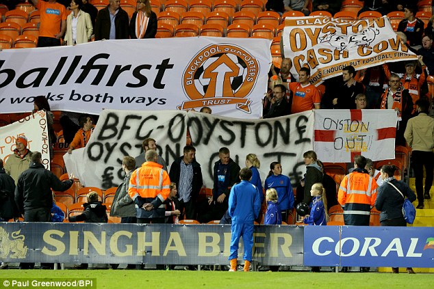 1412363568841 wps 46 Blackpool fans protest ag