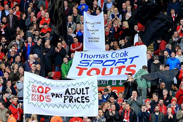 1414248582335 wps 2 Liverpool fans protest wi