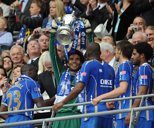 1415139299032 wps 31 David James with the FA c