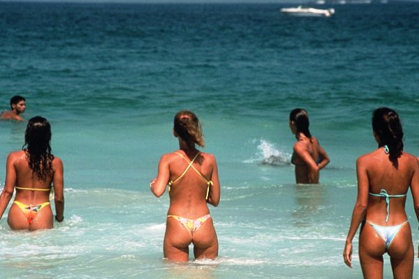 article-2634066-00582EA000000258-72 634x425
