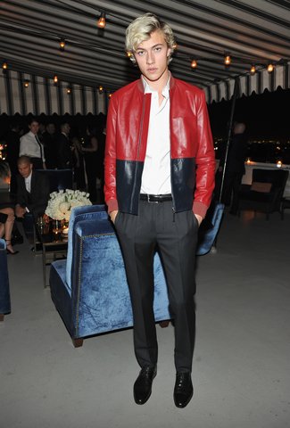 lucky blue smith