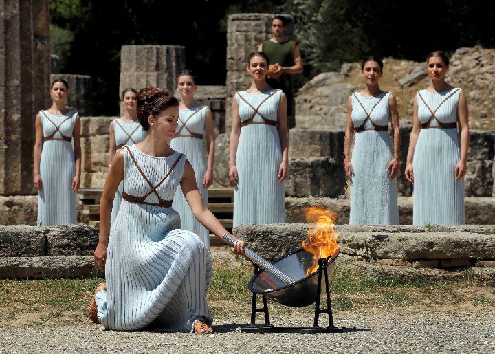 OlympiakiFlogaMesa1