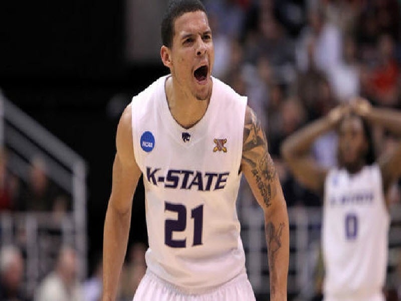 Ο Κλεμέντε στο Μαρούσι