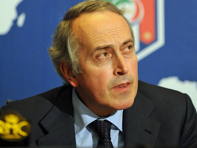 «Φαινόμενα»… Μπαλοτέλι, Κασάνο!