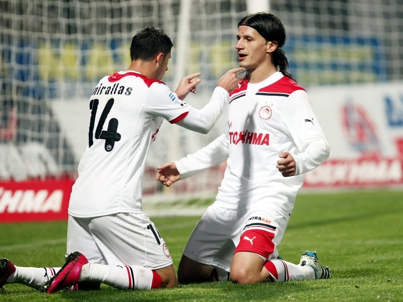 Κλήθηκαν στην Εθνική Πάντελιτς, Μιραλάς