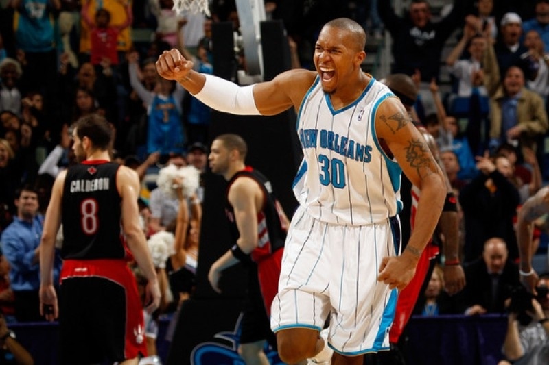 Μακριά από συμφωνία Ουέστ και Χόρνετς