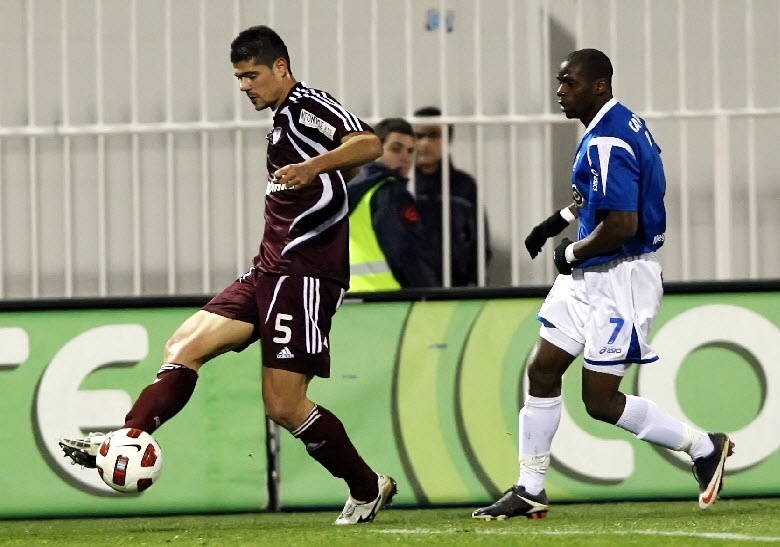 Με ίωση Μελίσσης και Ταυλαρίδης