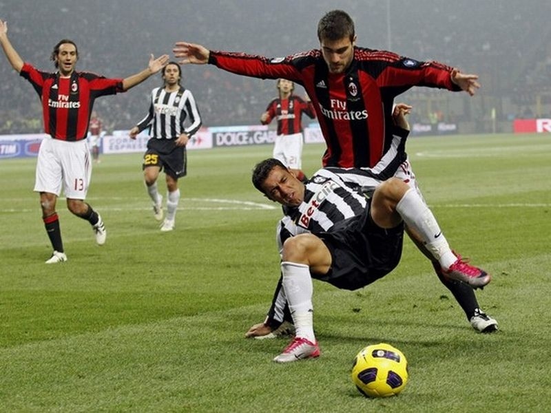 Εγκώμια για Παπασταθόπουλο