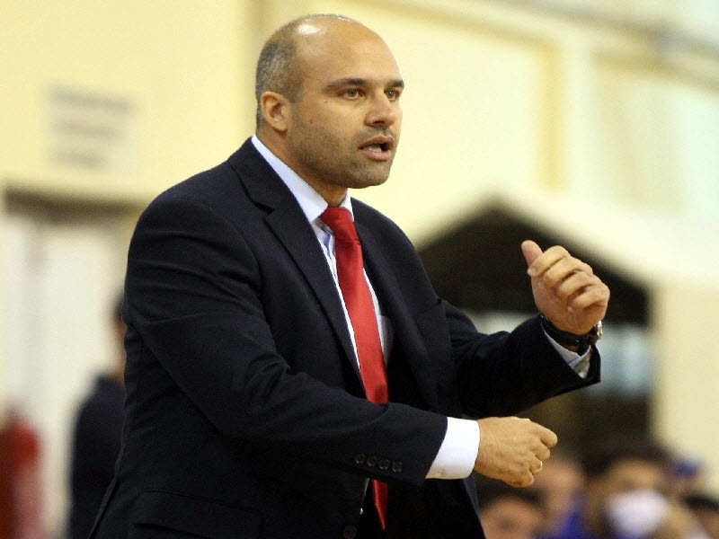 Υπέγραψε ο Χάμιλτον