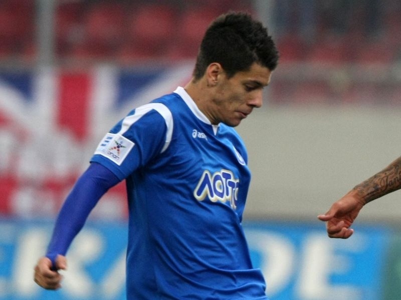 Θέλει Θανάση Καραγκούνη