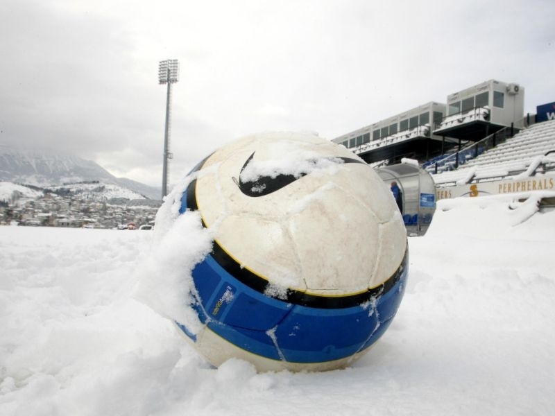 Αναβλήθηκαν Α’ και Β’ κατηγορία
