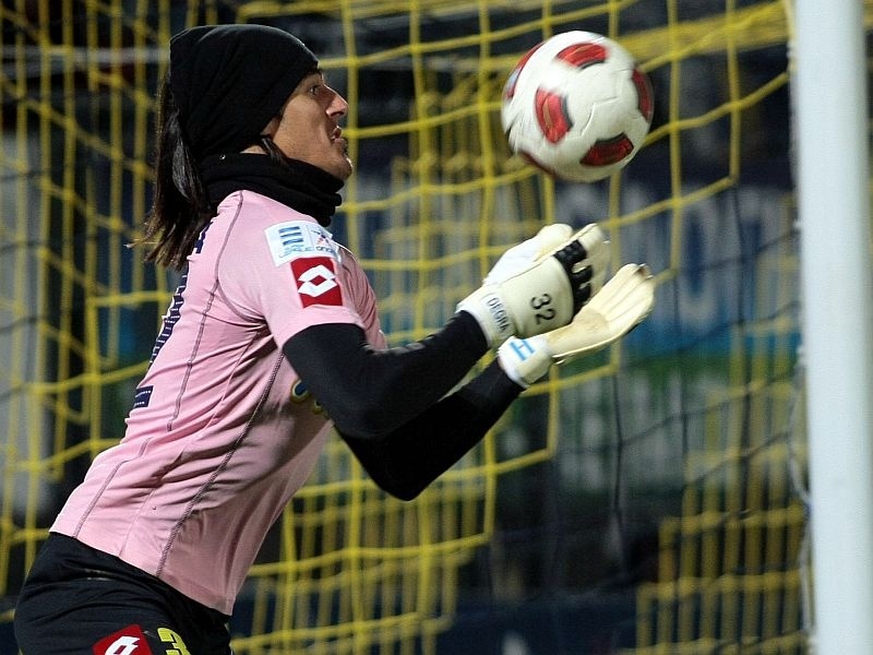 «Παραμονή για Αστέρα και μεταγραφή»