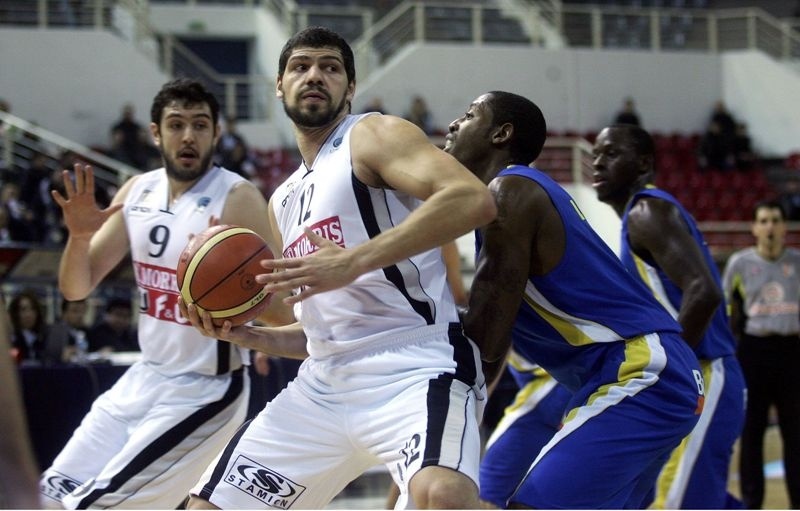 Ξεκαθαρίζει του «Λάζου»