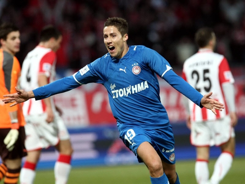 Ικανοποίηση για Φουστέρ