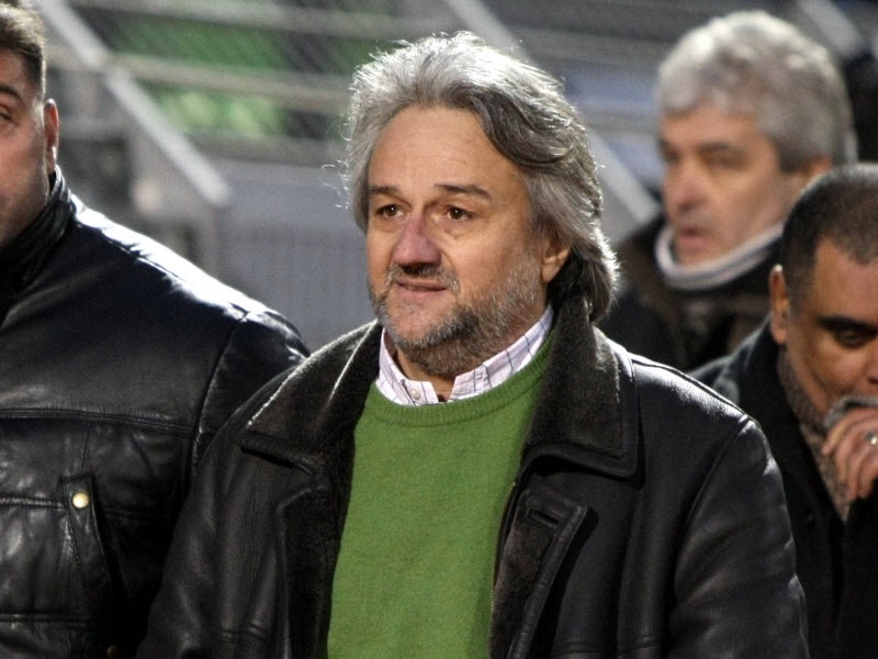 O Κομπότης στο… εδώλιο