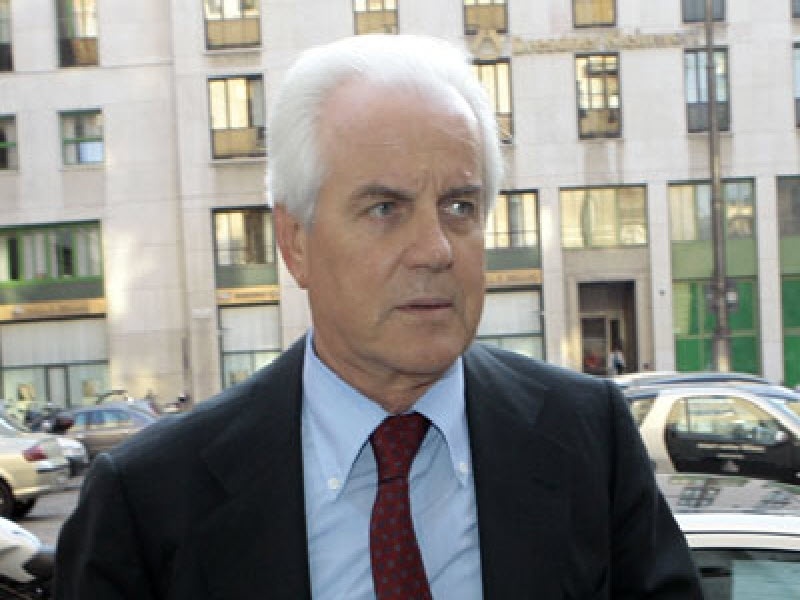 Αποχωρεί ο Μπενετόν