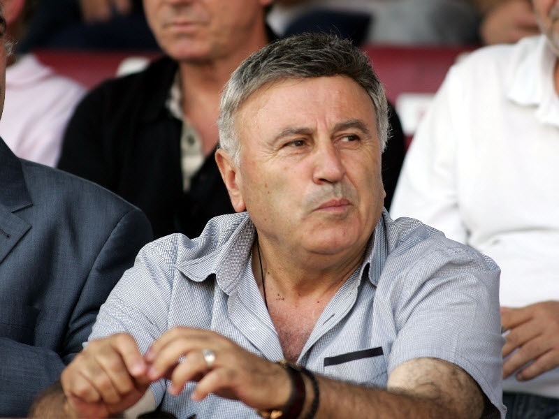 Εν αναμονή ανακοινώσεων