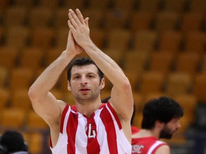 «Στην κορυφή ο Ολυμπιακός»
