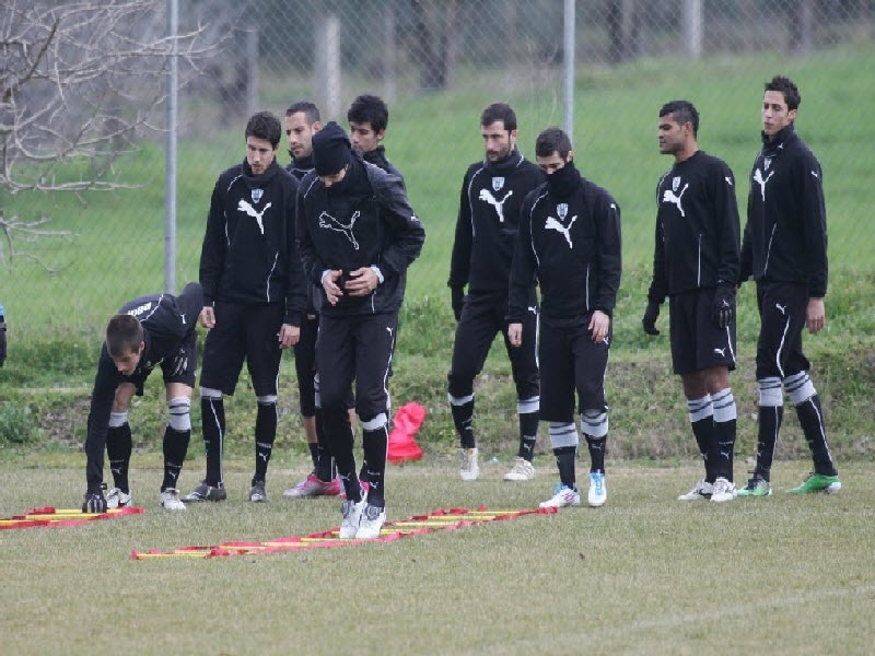 «Αποχή λόγω καθυστερήσεων»