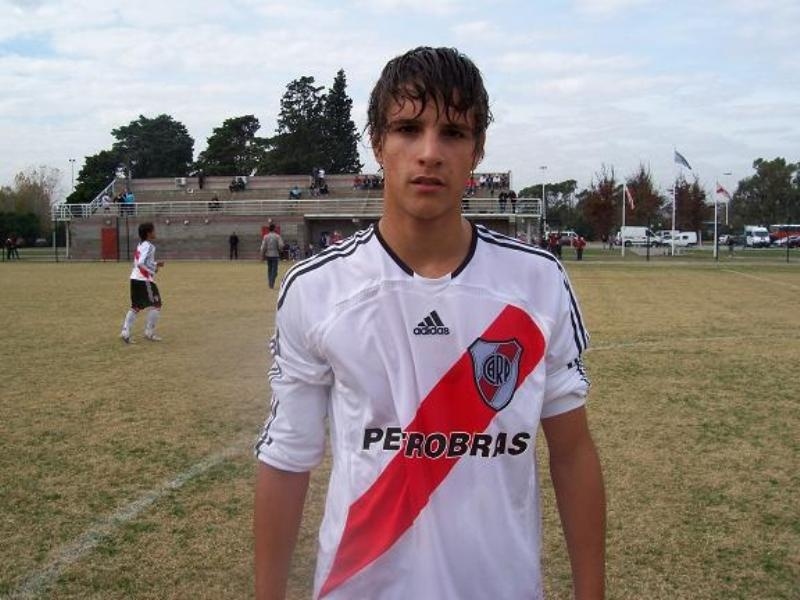 «Γλυκοκοιτάζει» Λαμέλα