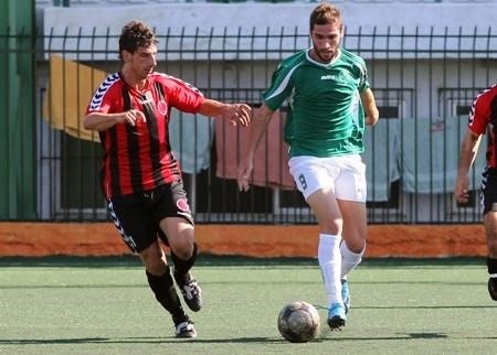 Με τέσσερις απόντες