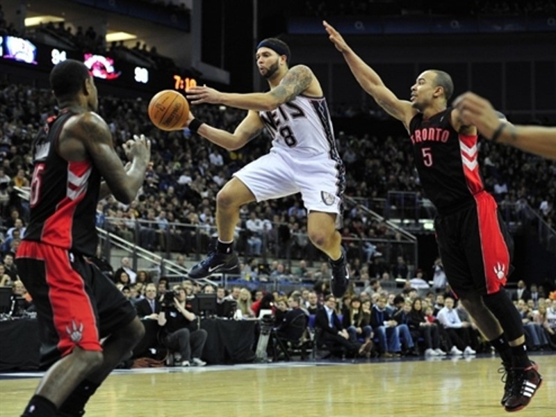 Τζόνσον: «Ο Ντερόν θα μείνει»