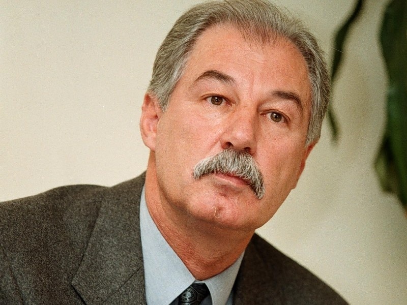 Επίθεση στο μαγαζί του Ρήγα