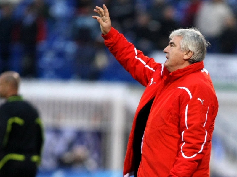 Περιμένει δύο ο Κατσαβάκης