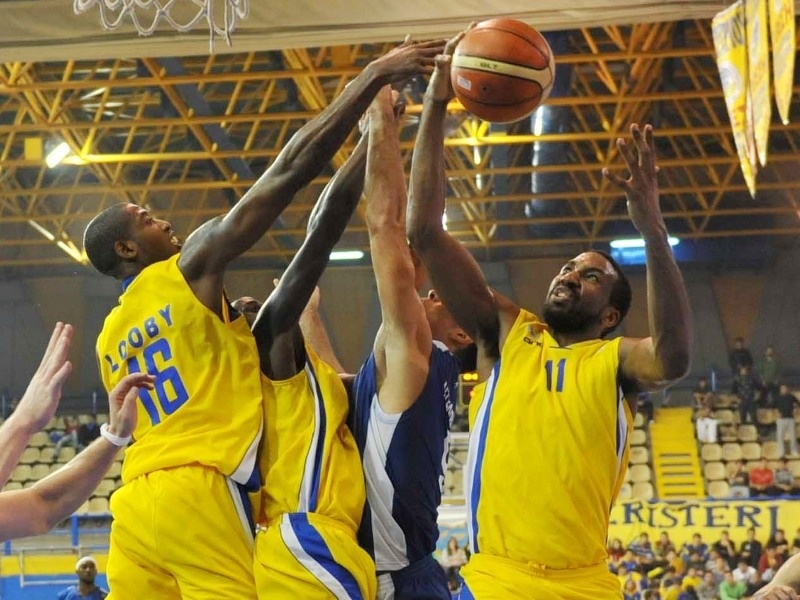 Παράταση για Σκοτ και Λούμπι