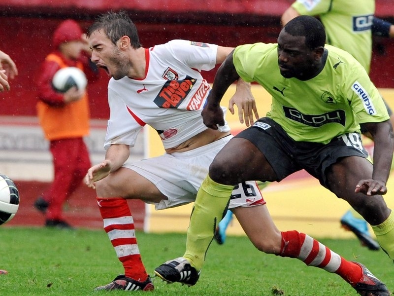 Διαζύγιο με Νταρσεβίλ