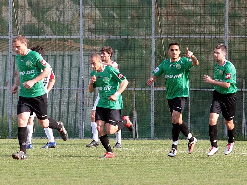 Γέλασε το… χειλάκι τους