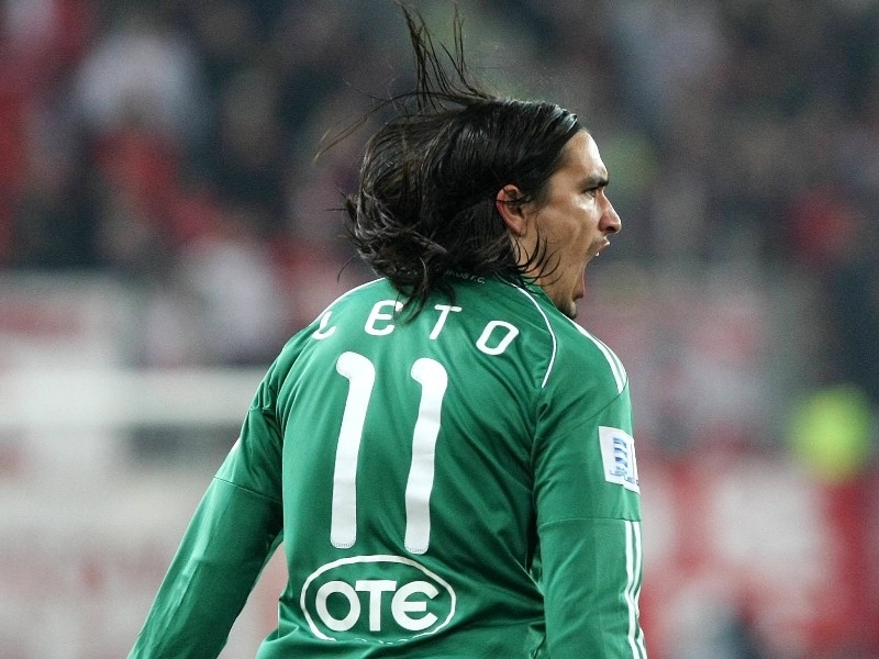 «Φεύγει... υπό προϋποθέσεις»