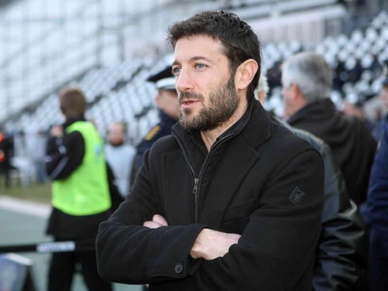 Οι υπογραφές μένουν για Άρνεμ