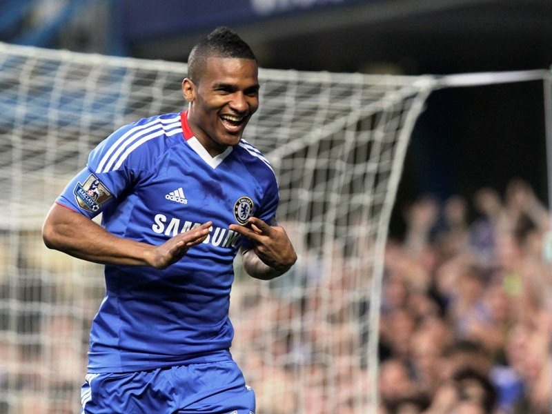 «Πρέπει να τους πιέσουμε»