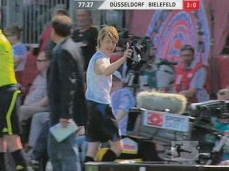 Πήγε να το πληρώσει…