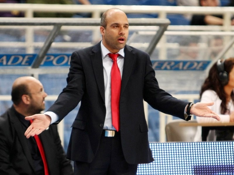 Τα είπαν στον Ίκαρο