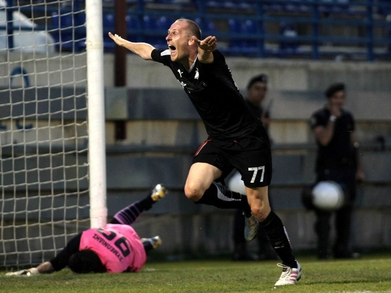 Όλοι πλην του Βλόνταρτσικ