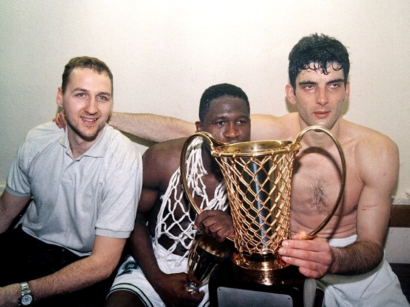 Το πρώτο με υπογραφή Στόικο!