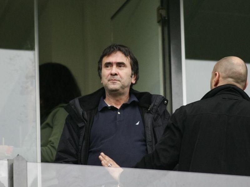 Το καράβι σε ήρεμα νερά