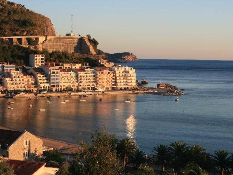 Πρωταθλήτρια η Μπούντβα