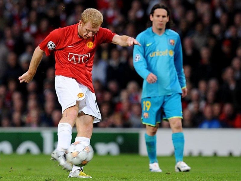 «Να συνεχίσει ο Σκόουλς»