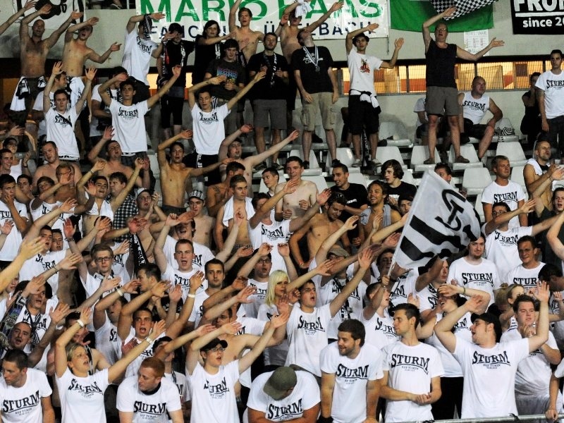 Στη κορυφή η Στουρμ!