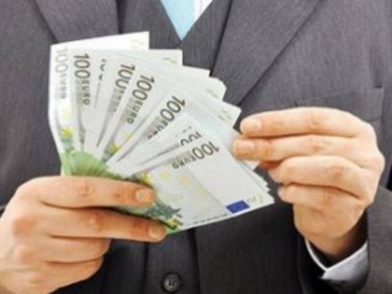 «Χέρι» σε φιλανθρωπικό Σωματείο