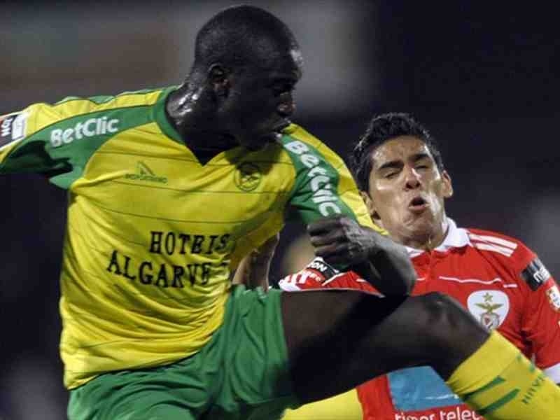 Θέλει Γκομί