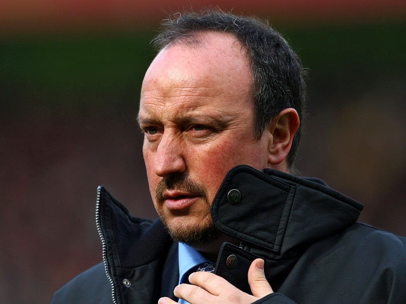 Πρόταση σε Μπενίτεθ!