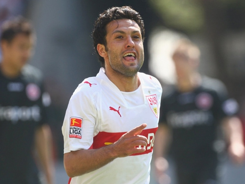 Αποχωρεί ο Μπαστούρκ