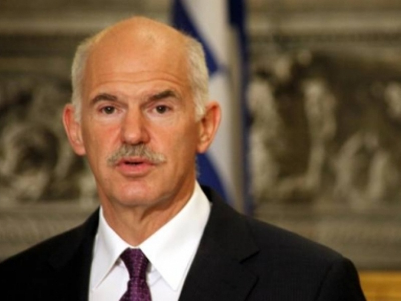 Παπανδρέου: «Προέχει η πατρίδα»