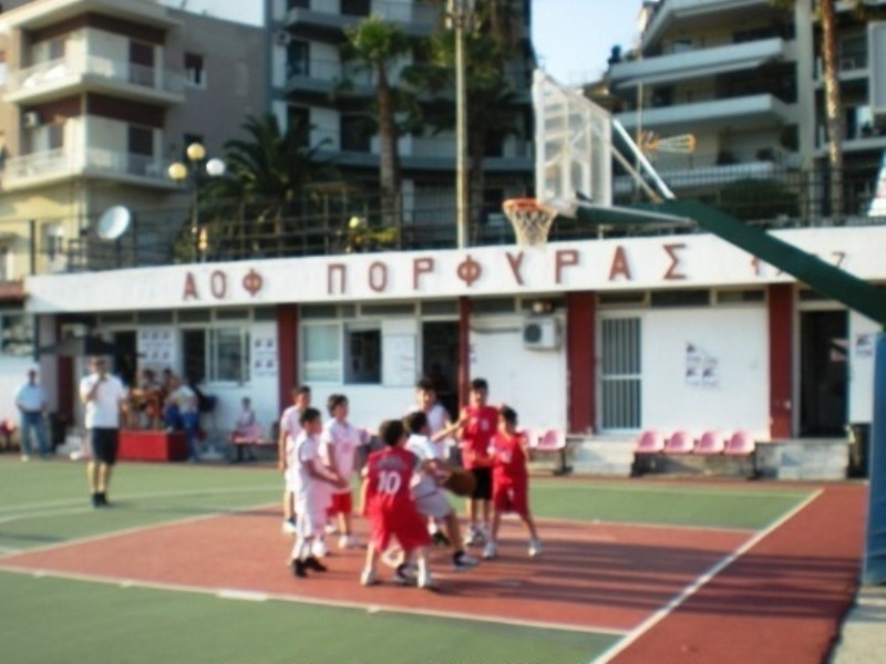 Νίκη για Λύκους, Φίλιππο